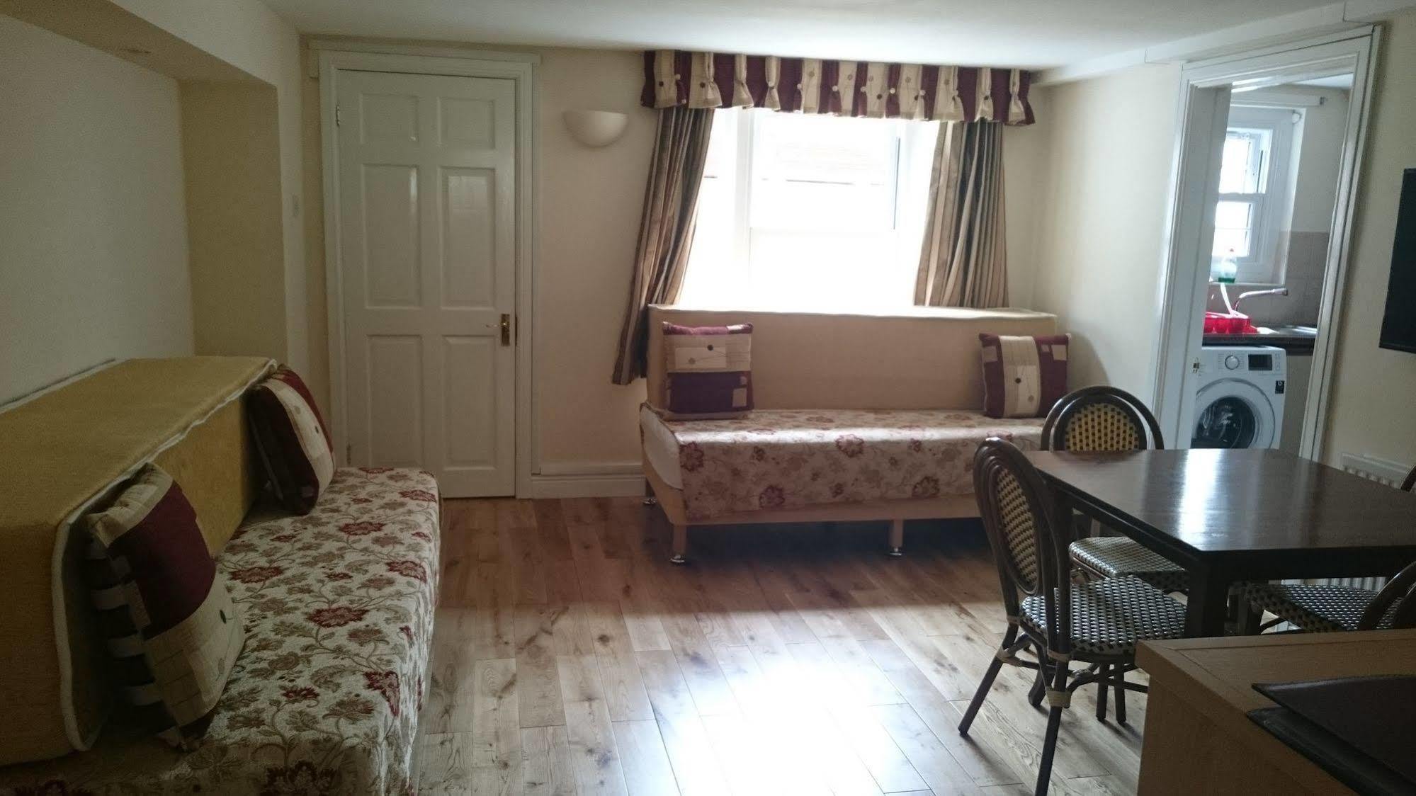 Mayville House Apartment Cheltenham Eksteriør billede